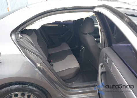 2017 Volkswagen Jetta 1.4T S из США, поврежденный, VIN 3VW2B7AJ2HM248243